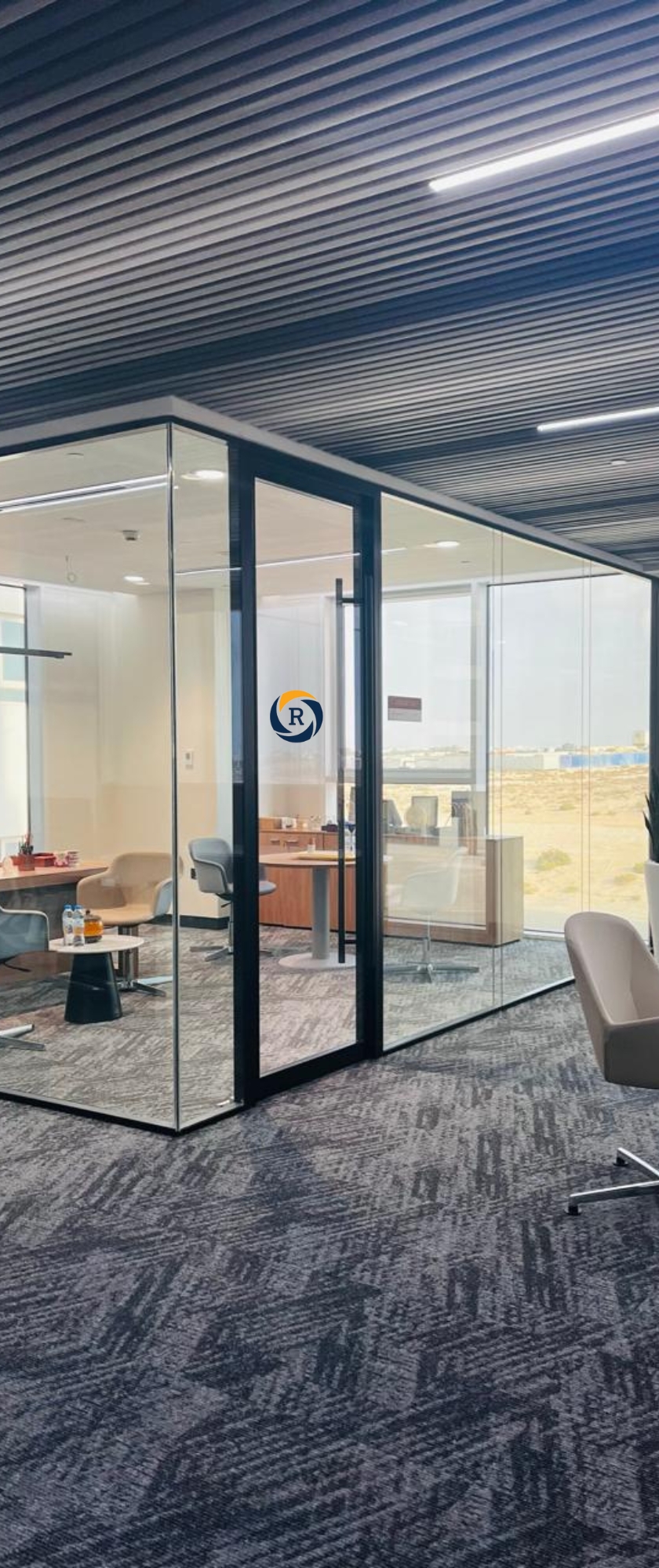 ACOUSTIC GLASS PARTITION